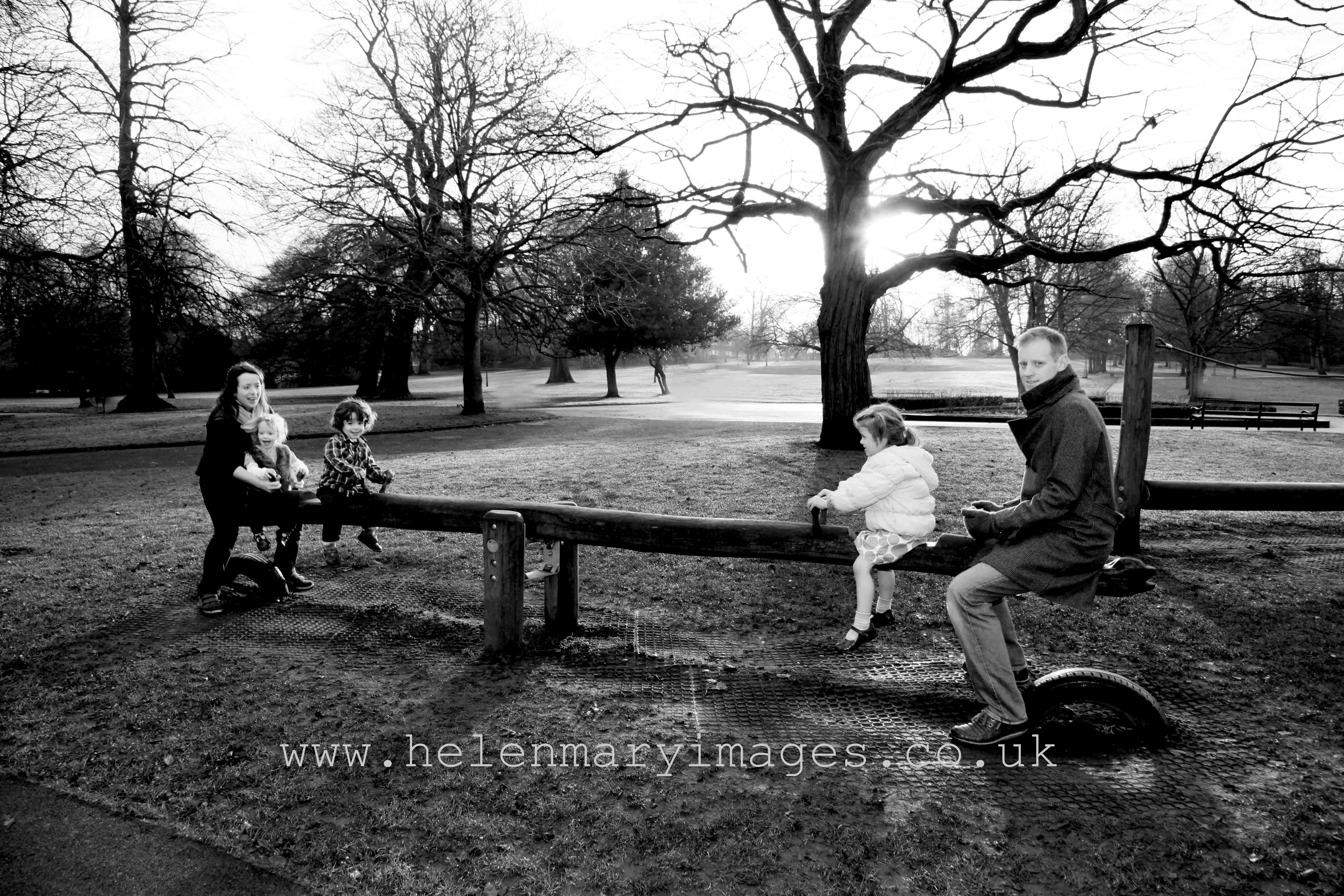 You are currently viewing Helen Mary Images captures beautiful family shots, Cheshire