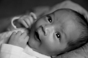 Read more about the article Baby Photo sessions Hale and Altrincham